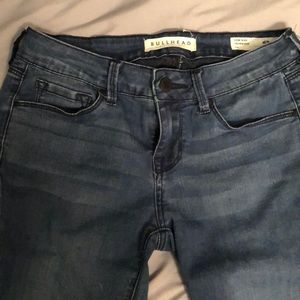 Bullhead skinny jeans